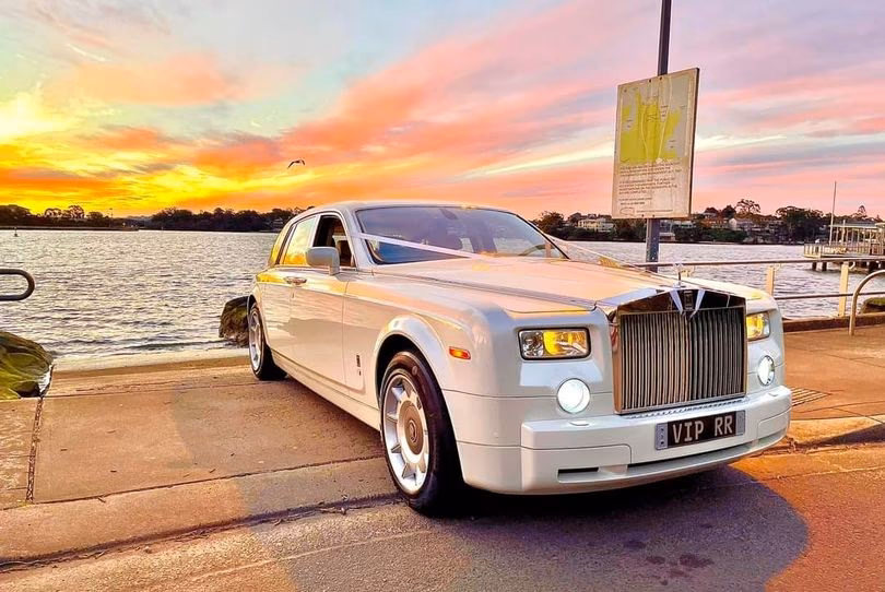M1 Limousines - Wedding Cars in Punchbowl