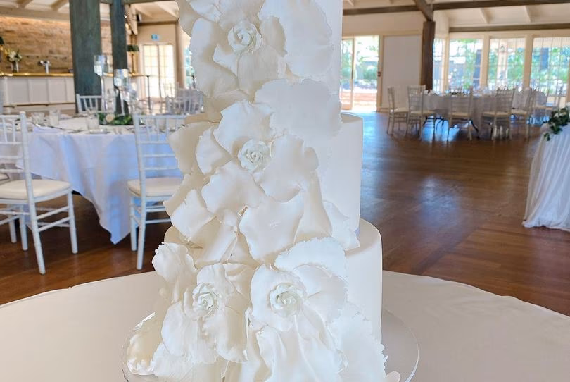 Cakes by Simone - Wedding Cakes in Redland Bay