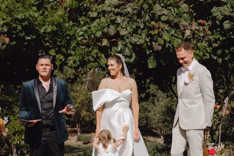 Alexander Bell Celebrant Services - Marriage Celebrant in Ballarat