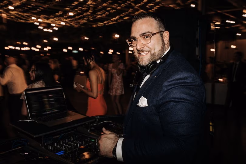 Entertainment Adelaide - Wedding Music in Adelaide