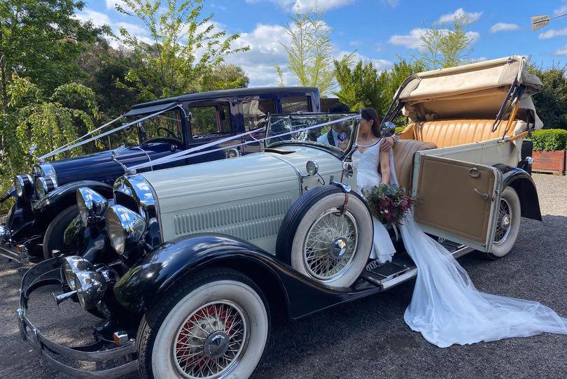 Sherbrooke Hire Vintage Cars - Wedding Cars in Emerald