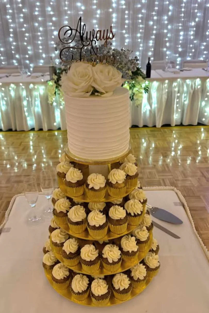 Lee's Cakes - Wedding Cakes in Evanston Park